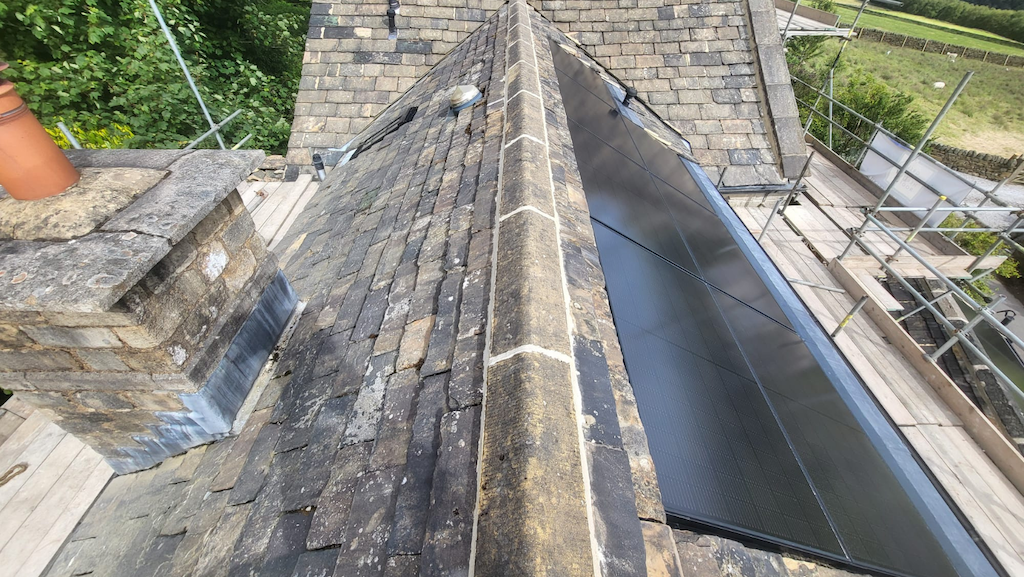 Integrated Solar PV and battery storage system on listed building